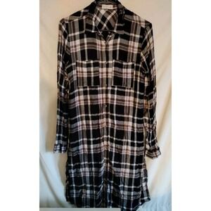 Womans Flannel Duster By Maurices Plaid Pattern Relax Fit Size Small